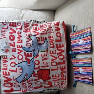 Brighton New On The Wings of Doves + 2 free small jewerly bags 🥳